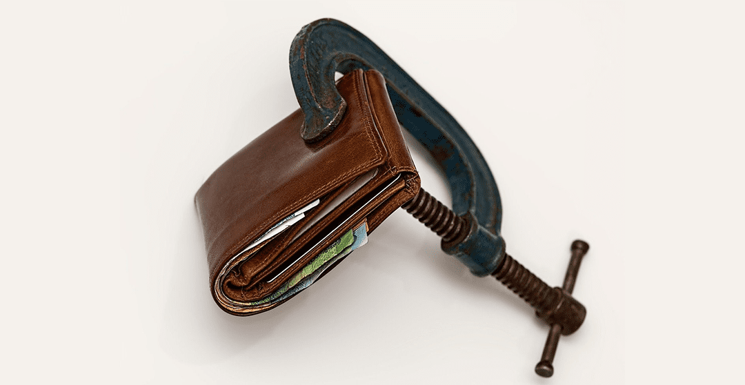 Stimulate Consumer Spending: Government Should Launch a Sales Promo!